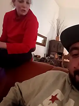 Snapshot of Marizoka chatting on 10-08-25, 04:37 Marizoka online show from 10-08-25, 04:37