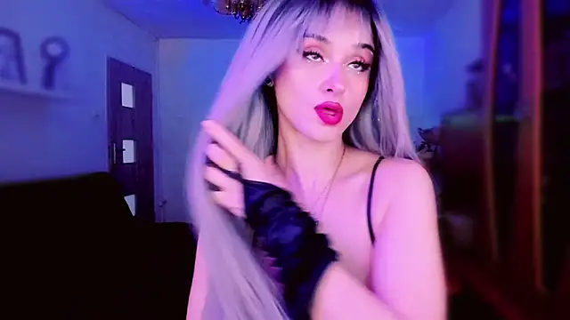 Snapshot of MistressJolie chatting on 03-17-26, 09:12 MistressJolie online show from 03-17-26, 09:12