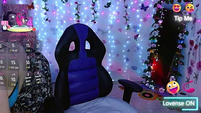 Snapshot of carol_20 chatting on 02-04-26, 03:01 carol 20 online show from 02-04-26, 03:01