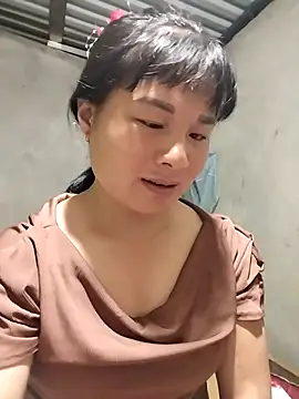 Snapshot of kute-00 chatting on 09-29-25, 01:49 kute-00 online show from 09-29-25, 01:49