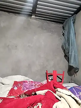 Snapshot of kute-00 chatting on 11-10-25, 09:58 kute-00 online show from 11-10-25, 09:58