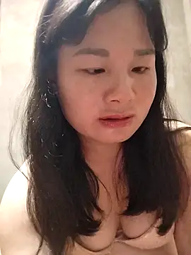 Snapshot of kute-00 chatting on 11-12-25, 04:57 kute-00 online show from 11-12-25, 04:57