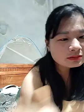 Snapshot of kute-00 chatting on 11-29-25, 02:42 kute-00 online show from 11-29-25, 02:42