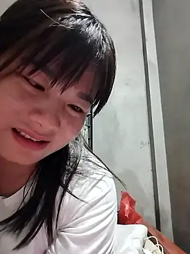 Snapshot of kute-00 chatting on 01-12-26, 01:05 kute-00 online show from 01-12-26, 01:05