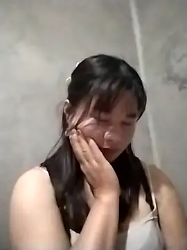 Snapshot of kute-00 chatting on 03-08-26, 02:32 kute-00 online show from 03-08-26, 02:32