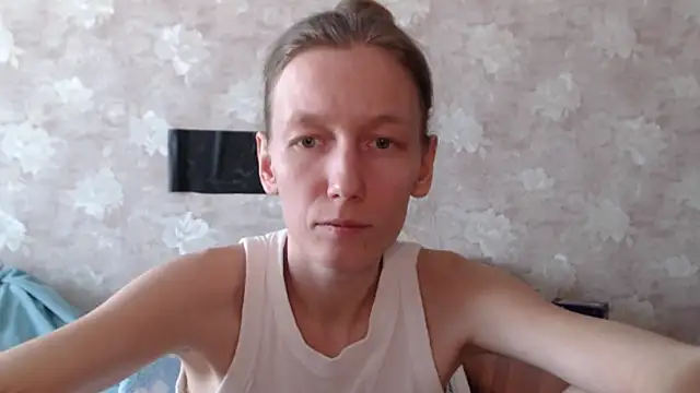 Snapshot of QueerASMR chatting on 03-13-26, 12:01 QueerASMR online show from 03-13-26, 12:01