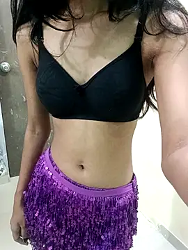 Daizy Shah online show from 11-12-25, 12:38