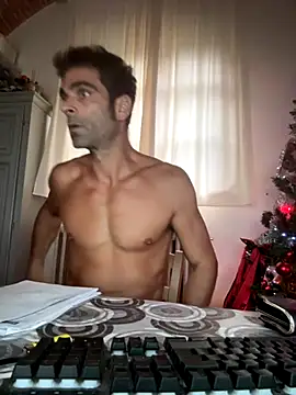 Snapshot of marconeilbiacco99 chatting on 09-25-25, 10:30 marconeilbiacco99 online show from 09-25-25, 10:30