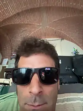 Snapshot of marconeilbiacco99 chatting on 09-30-25, 11:48 marconeilbiacco99 online show from 09-30-25, 11:48