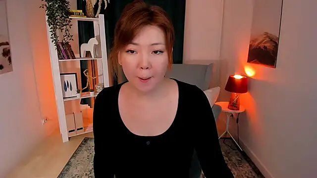 Snapshot of nazu_chan chatting on 10-20-25, 10:49 nazu chan online show from 10-20-25, 10:49