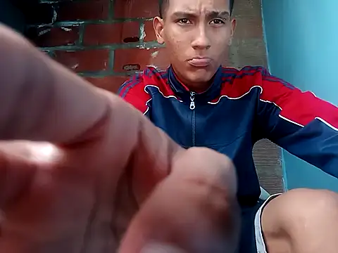 Snapshot of cofla_30 chatting on 02-16-26, 08:05 cofla 30 online show from 02-16-26, 08:05