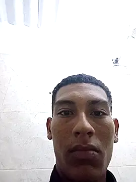 Snapshot of cofla_30 chatting on 02-18-26, 07:04 cofla 30 online show from 02-18-26, 07:04