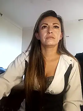 Snapshot of -AngelNova- chatting on 01-13-26, 01:16 -AngelNova- online show from 01-13-26, 01:16