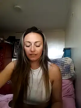 Snapshot of -AngelNova- chatting on 02-05-26, 09:19 -AngelNova- online show from 02-05-26, 09:19