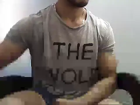Snapshot of ahmedluxor1 chatting on 10-15-25, 06:46 ahmedluxor1 online show from 10-15-25, 06:46