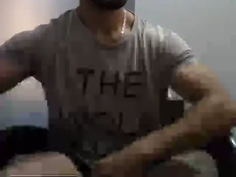 Snapshot of ahmedluxor1 chatting on 10-17-25, 05:43 ahmedluxor1 online show from 10-17-25, 05:43