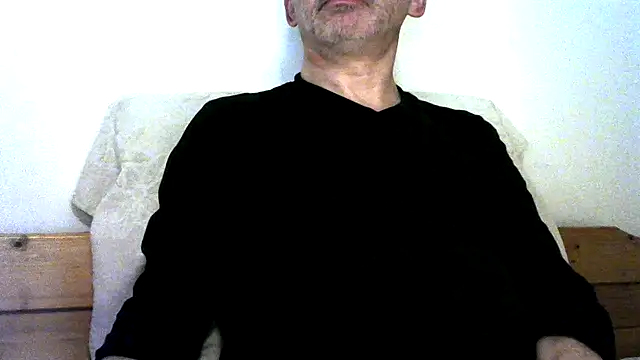 Snapshot of titi5466 chatting on 03-16-26, 01:59 titi5466 online show from 03-16-26, 01:59