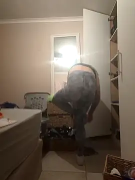 Snapshot of macmaddy8989 chatting on 02-13-26, 10:28 macmaddy8989 online show from 02-13-26, 10:28