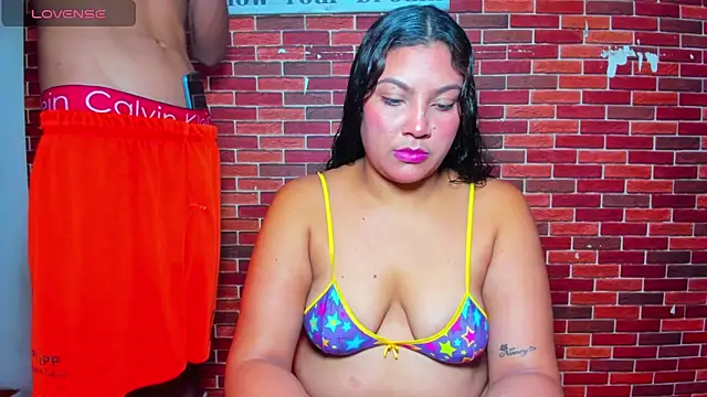 Snapshot of sweet_sexy_bitch42 chatting on 11-28-25, 04:26 sweet sexy bitch42 online show from 11-28-25, 04:26