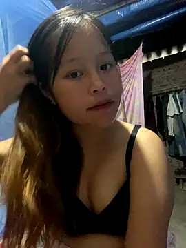 O o UwU o O online show from 10-12-25, 09:52