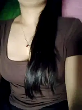 Snapshot of Baby-kis03 chatting on 02-26-26, 01:04 Baby-kis03 online show from 02-26-26, 01:04