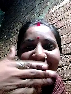 Snapshot of Sexi_pushpa chatting on 06-23-26, 10:19 Sexi pushpa online show from 06-23-26, 10:19