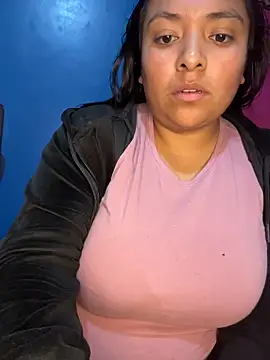 Snapshot of Luci_Sweet22 chatting on 02-25-26, 02:21 Luci Sweet22 online show from 02-25-26, 02:21