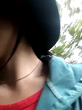 ngan-cute online show from 12-02-25, 01:11