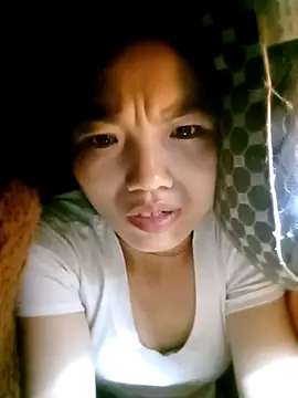 ngan-cute online show from 12-15-25, 10:03