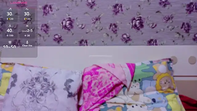 Snapshot of E-cup2 chatting on 03-10-26, 11:48 E-cup2 online show from 03-10-26, 11:48