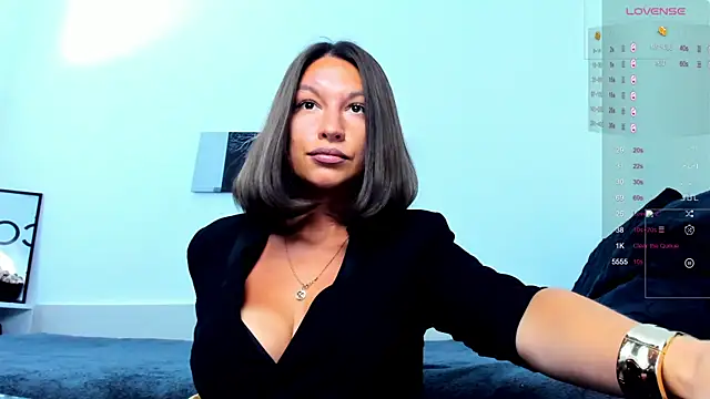KellySmitS online show from 06-22-26, 05:10