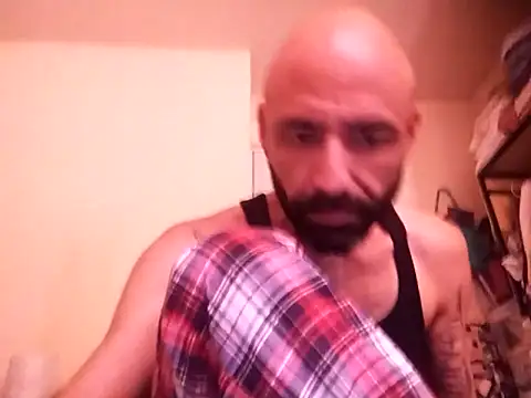 Snapshot of alex87daco chatting on 05-15-26, 05:31 alex87daco online show from 05-15-26, 05:31