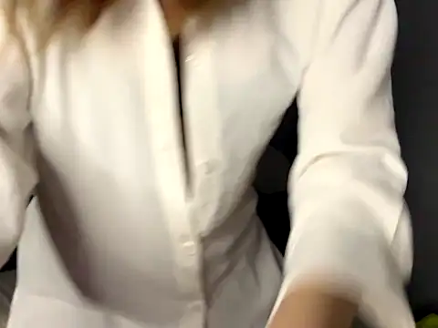 Snapshot of Playboy_Lou8 chatting on 10-07-25, 03:20 Playboy Lou8 online show from 10-07-25, 03:20