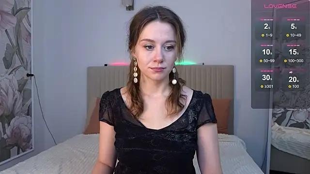 SkyHelen online show from 09-26-25, 04:38