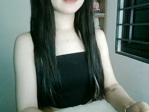 Annabelle-e online show from 10-13-25, 05:57