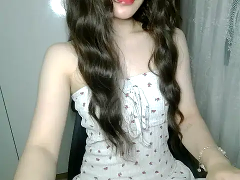Annabelle-e online show from 07-26-26, 06:59