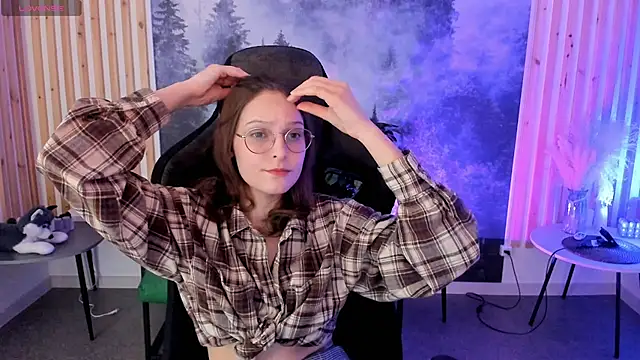 Snapshot of JenniferKiim chatting on 02-13-26, 02:24 JenniferKiim online show from 02-13-26, 02:24