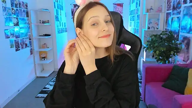 Snapshot of JenniferKiim chatting on 02-17-26, 02:35 JenniferKiim online show from 02-17-26, 02:35