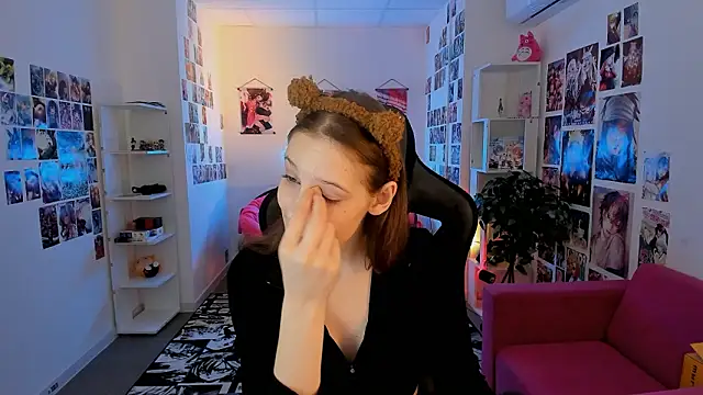 Snapshot of JenniferKiim chatting on 03-03-26, 02:01 JenniferKiim online show from 03-03-26, 02:01