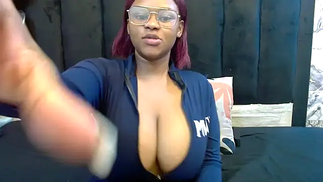 SexyBaddieXXX online show from 06-30-26, 11:50