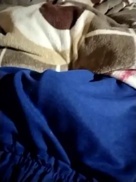 Snapshot of EMERKITHO_20_R chatting on 03-16-26, 12:20 EMERKITHO 20 R online show from 03-16-26, 12:20