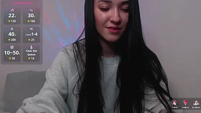 Snapshot of Veliora chatting on 10-05-25, 10:46 Veliora online show from 10-05-25, 10:46
