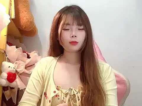 Snapshot of Pony898 chatting on 12-02-25, 01:05 Pony898 online show from 12-02-25, 01:05