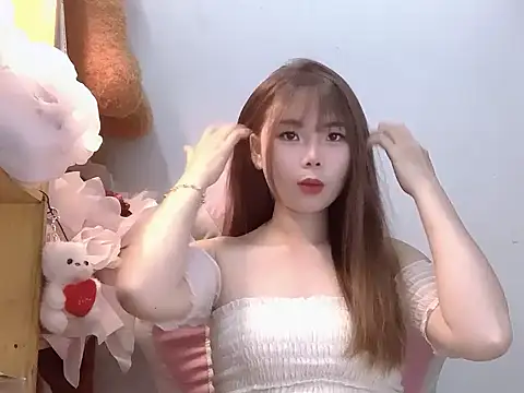 Snapshot of Pony898 chatting on 12-22-25, 08:22 Pony898 online show from 12-22-25, 08:22