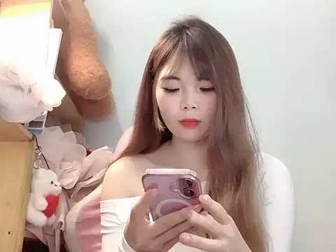 Snapshot of Pony898 chatting on 02-11-26, 03:50 Pony898 online show from 02-11-26, 03:50