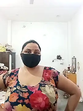 Snapshot of Rakhi_sawant143 chatting on 11-01-25, 02:57 Rakhi sawant143 online show from 11-01-25, 02:57