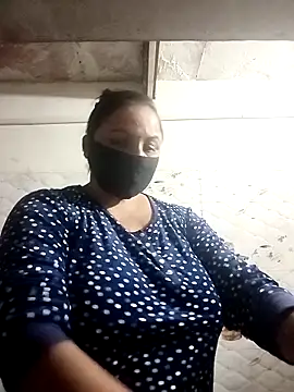 Snapshot of Rakhi_sawant143 chatting on 11-12-25, 12:38 Rakhi sawant143 online show from 11-12-25, 12:38