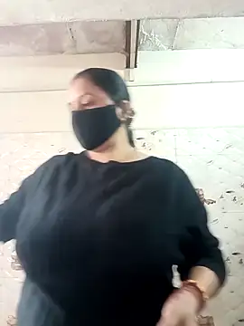 Snapshot of Rakhi_sawant143 chatting on 12-01-25, 02:27 Rakhi sawant143 online show from 12-01-25, 02:27