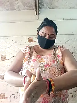 Snapshot of Rakhi_sawant143 chatting on 12-04-25, 06:55 Rakhi sawant143 online show from 12-04-25, 06:55