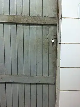 Snapshot of lcsexy45 chatting on 06-17-26, 04:08 lcsexy45 online show from 06-17-26, 04:08